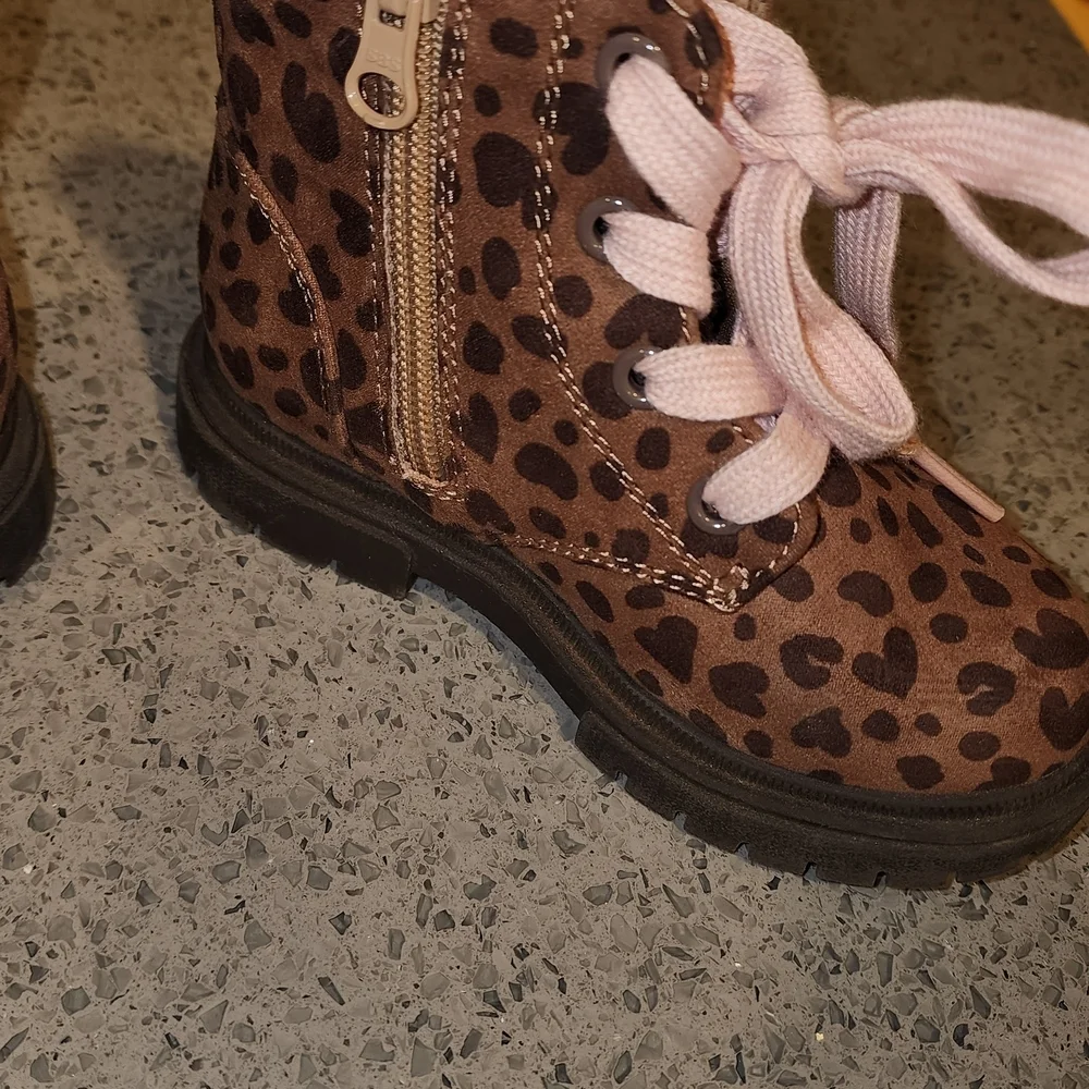 Cat & Jack Girls' Brown Leopard Print Lace-Up Boots with Pink Laces
